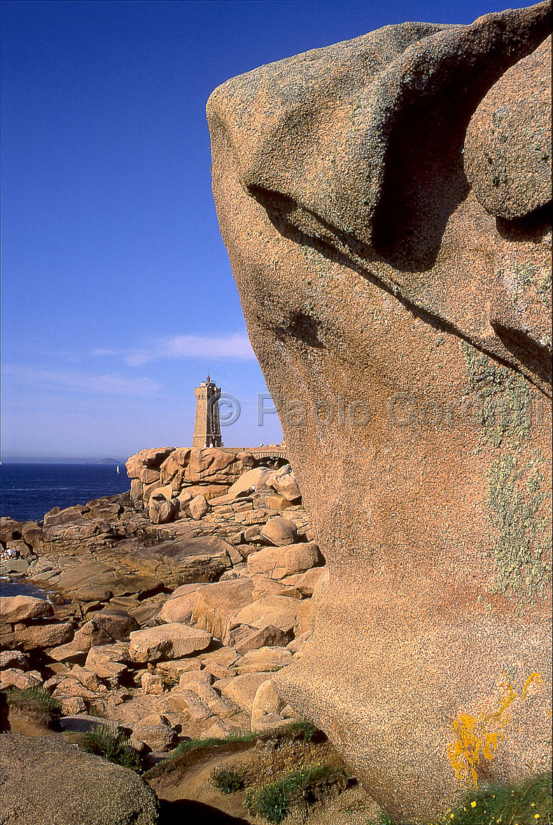 Brittany, France
(cod:France 30)